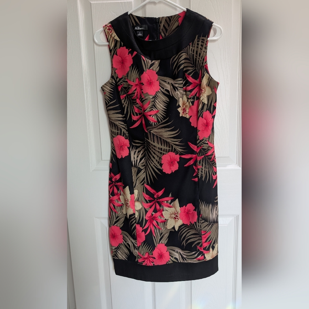 Chic Sheath Dress
